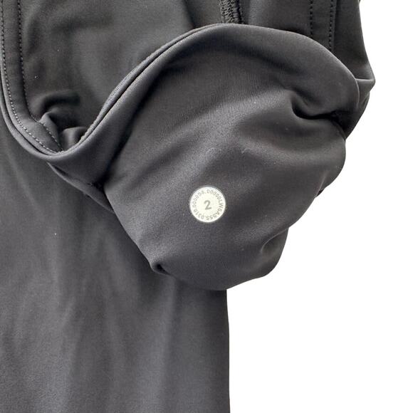 Lululemon Fast & Free Crop II *Nulux 19" Black Size 2 Reflective Run Gym Workout - Picture 5 of 6